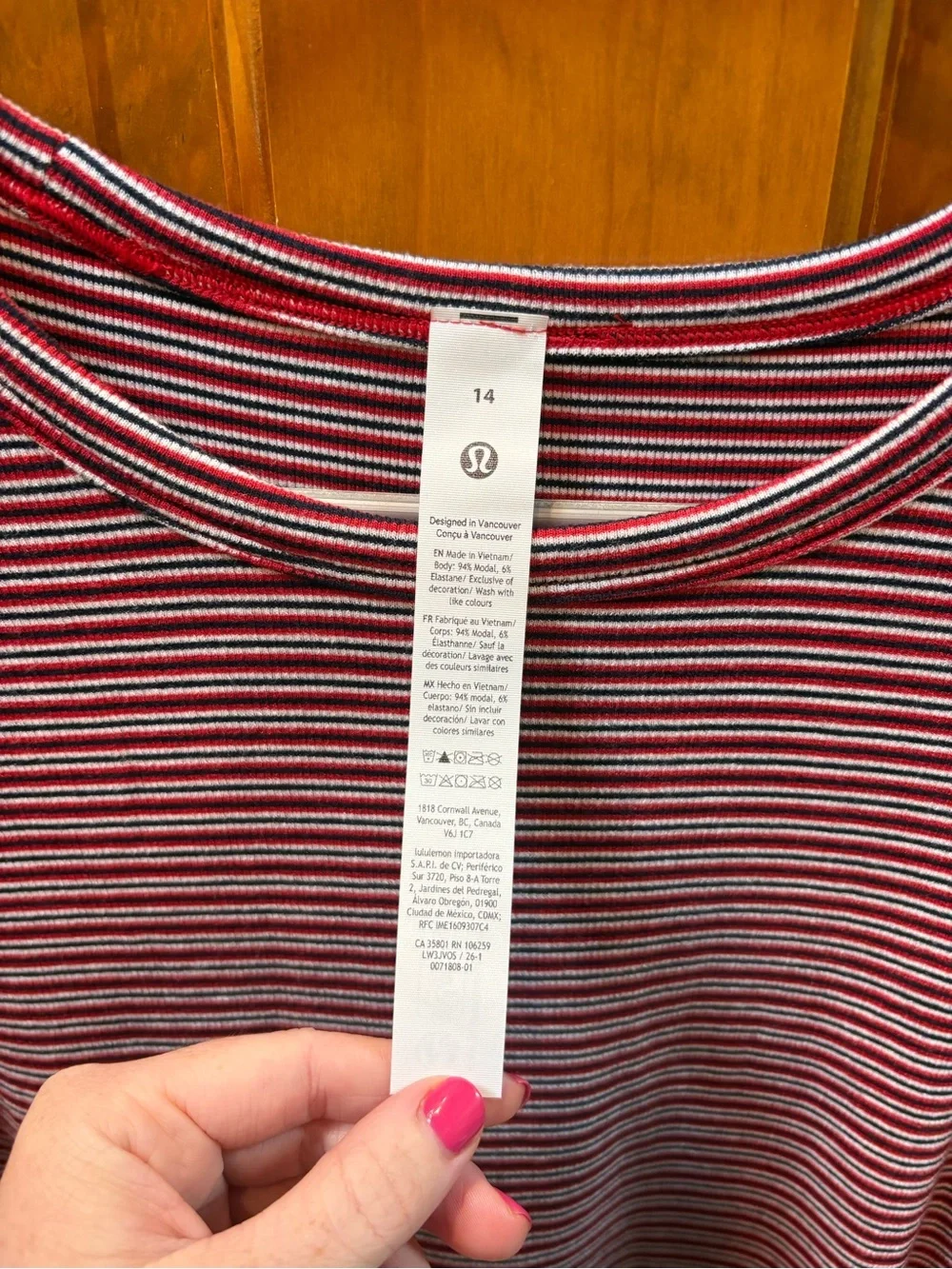 NWT Lululemon Women’s Hold Tight Long-Sleeve Shirt Size 14